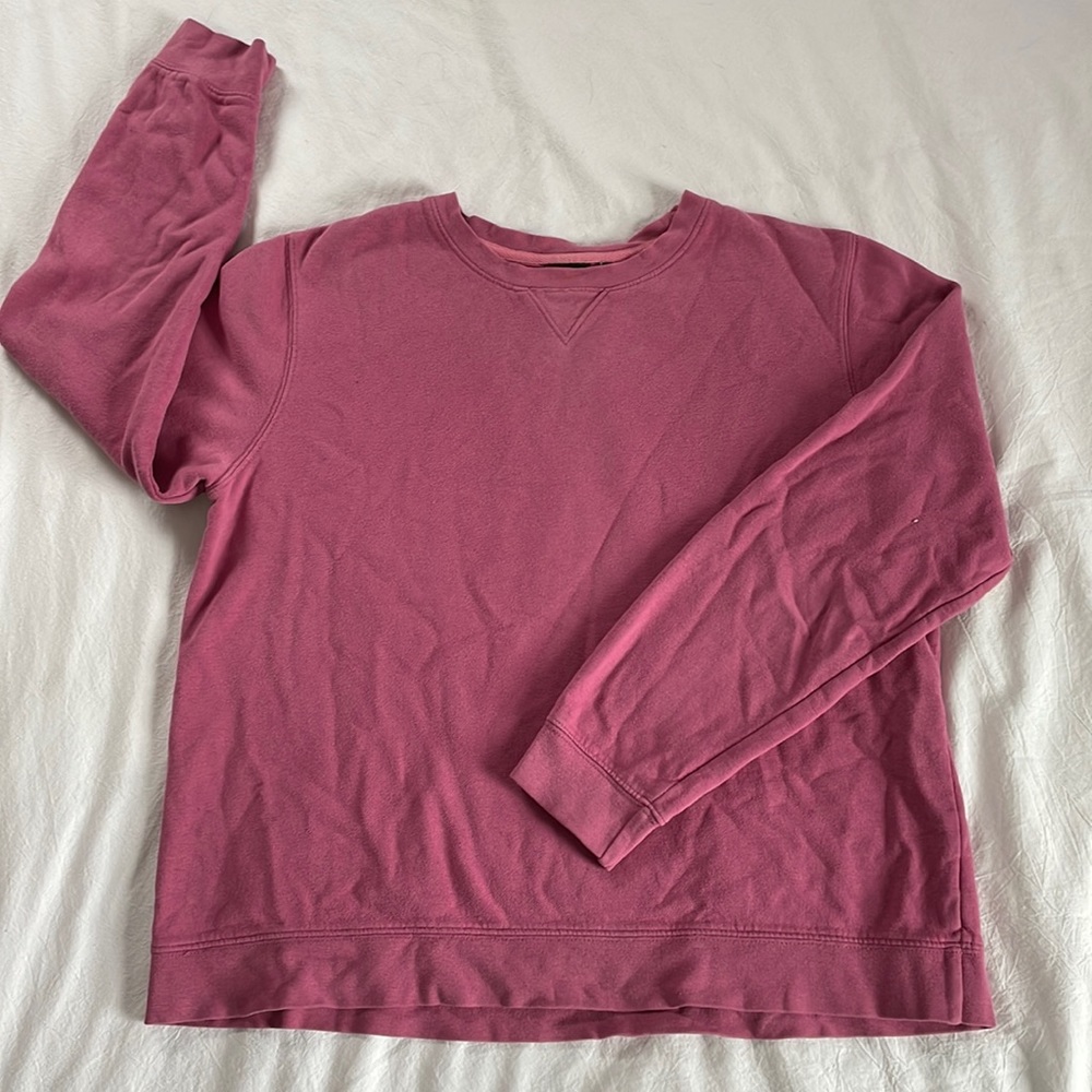 Pink crewneck sweatshirt